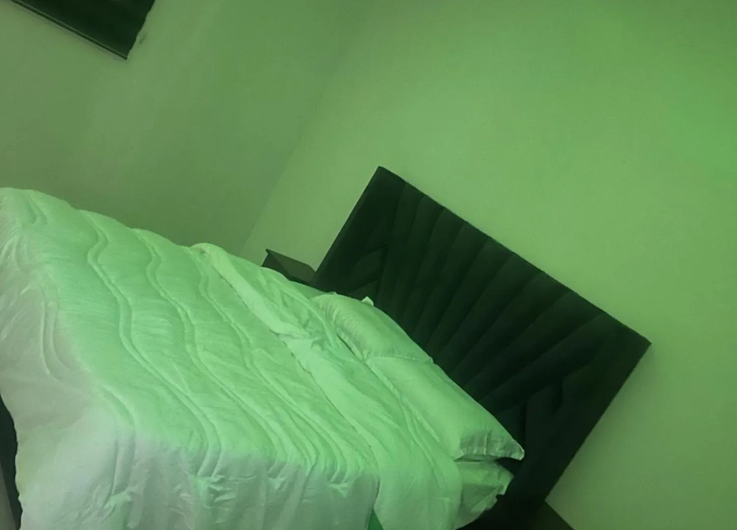 شقه غرفه وصاله مريحه Apartment Riyadh Saudi Arabia